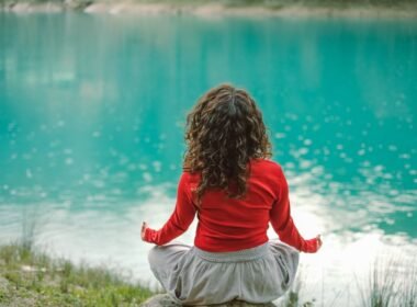 Hormonal Denge Nedir? Kadınlarda Hangi Belirtiler Önemli