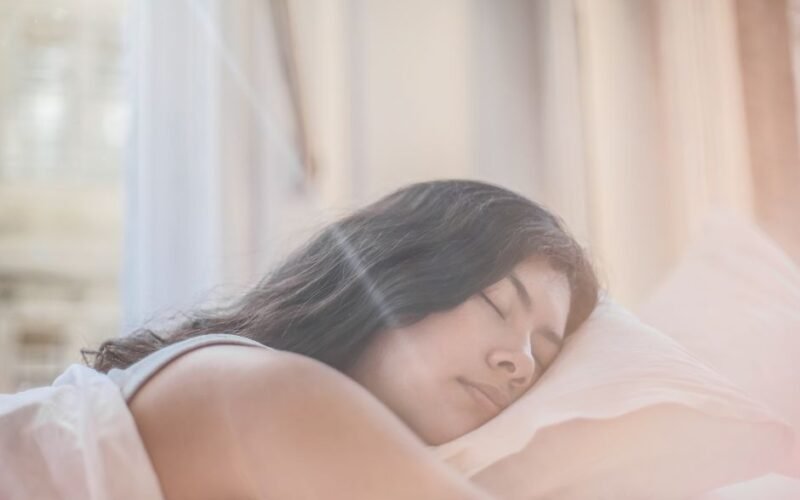 Uyku ve Hormonal Denge: Kadınlarda Uykusuzluk Neden Olur